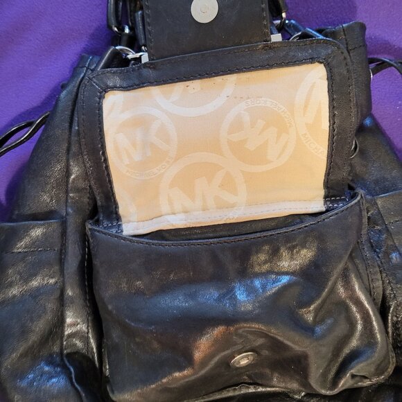 Gorgeous Michael Kors Leather Shoulder Tote Bag EUC - Picture 5 of 12